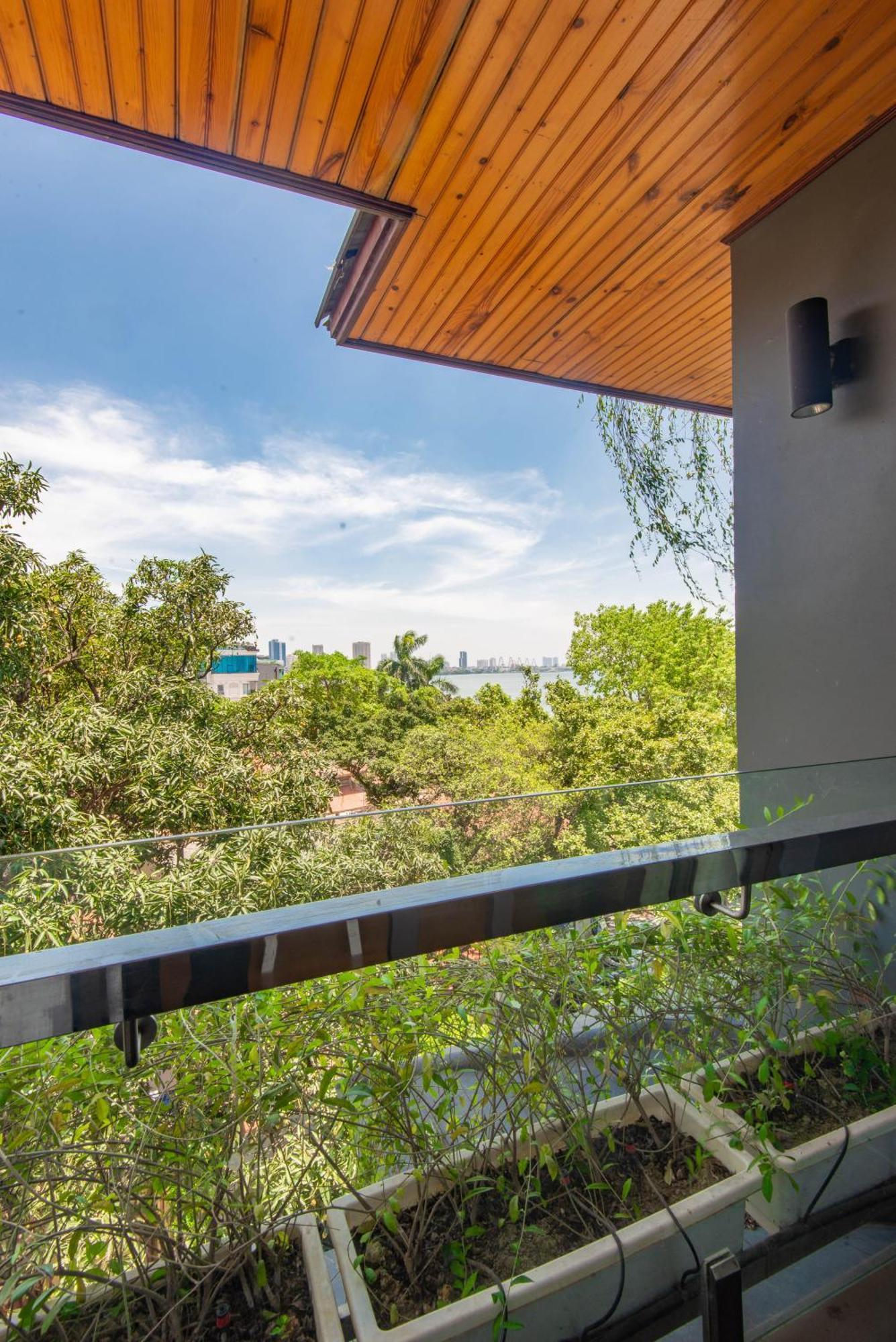 Sunny Moon West Lake Apartment Hanoi Room photo
